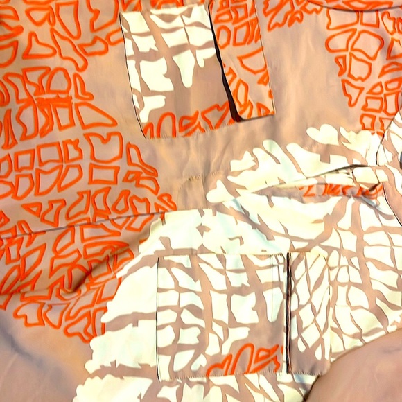 Manuheali’i Hawaiian Tribal long sleeve V neck with two pocket blouse size small - Picture 7 of 7